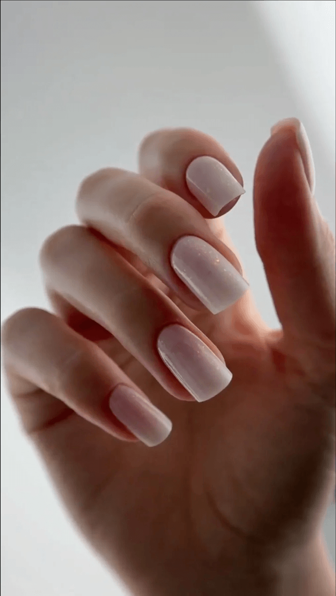 Nail Art 2 Cover Winter 25_26 - Medium